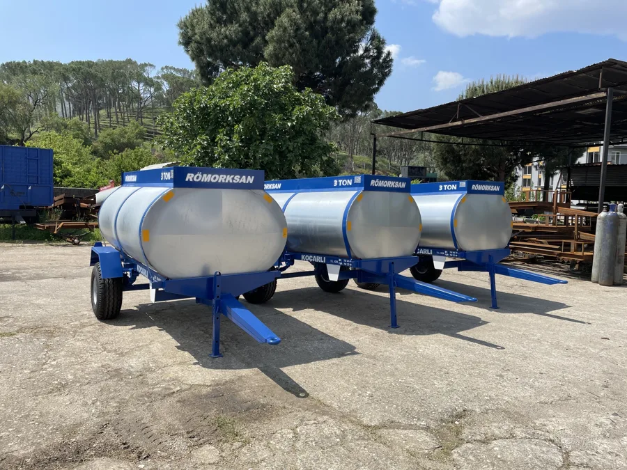 Römorksan 3 ton galvanizli su tankeri
